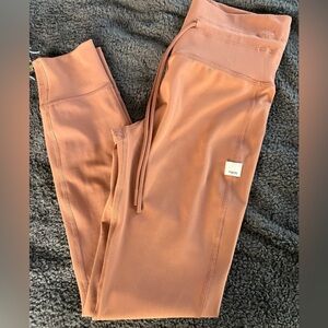 Vuori daily leggings